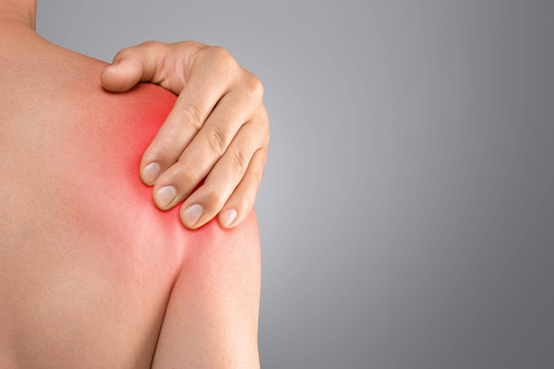 Frozen shoulder joint inflammation and stiffness